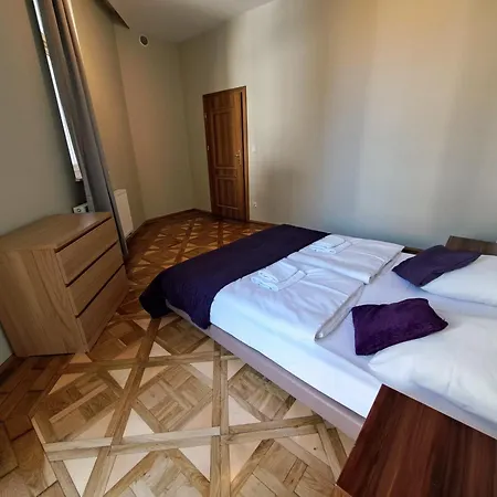 Apartament Sarego